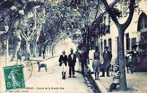 Aumale - Centre de la Grande Rue - 1911